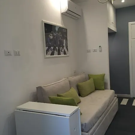 罗马同聚旅馆